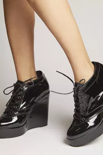 Black solid synthetic leather heels