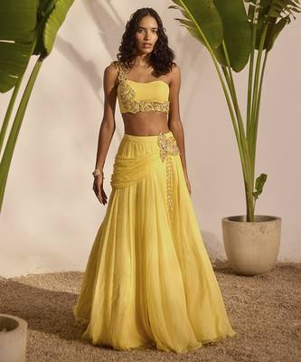 yellow plain organza lehenga with embroidered blouse 1