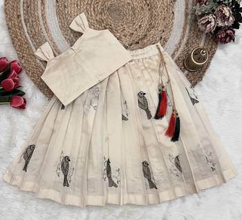 Kids Cream New south Indian traditional pattu pavadai Jacquard Lehenga choli for girls dress 2