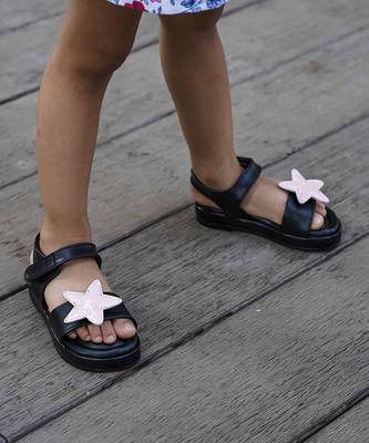 Black solid synthetic leather sandals 1
