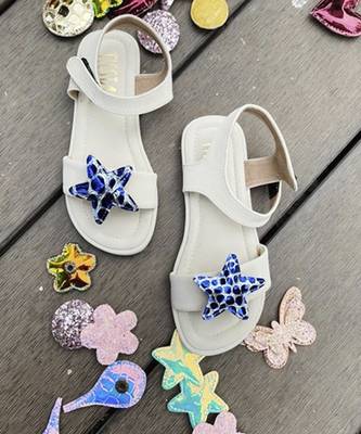 White solid synthetic leather sandals 1