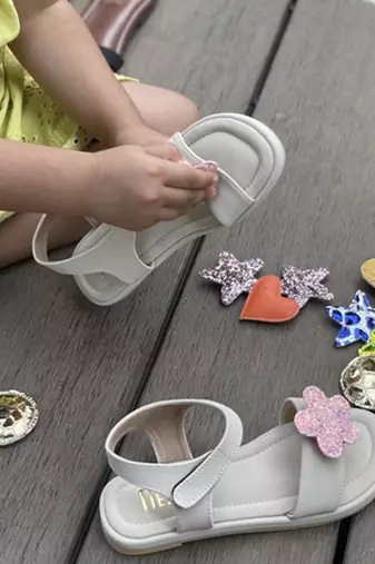 White solid synthetic leather sandals