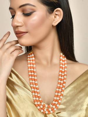 Gold-plated pearls layered necklace 1