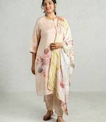 Peach muslin silk kurta pant set with dupatta