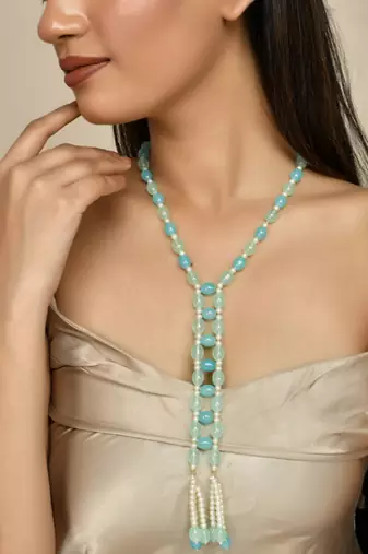 Gold-plated pearls tasselled necklace