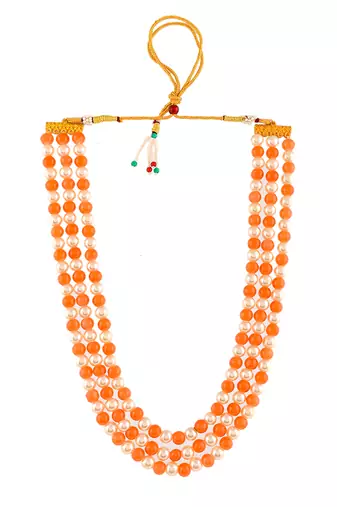 Gold-plated pearls layered necklace