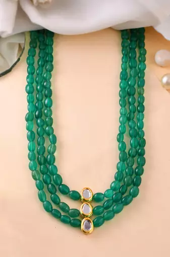 Traditional  green & gold-tone necklace