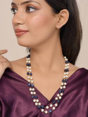 Gold-plated pearls tasselled necklace 1