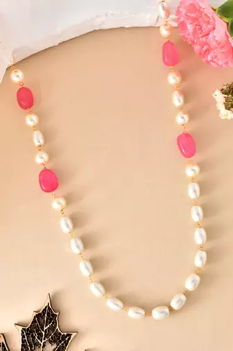Gold-plated pearls tasselled necklace for women