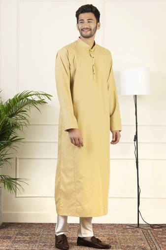 Beige jubba (thobe)