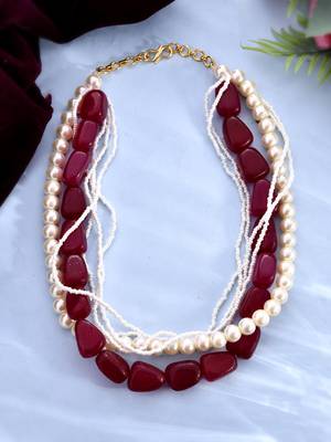 Gold-plated pearls beaded necklace 2