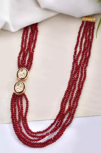 Gold-plated pearls beaded necklace