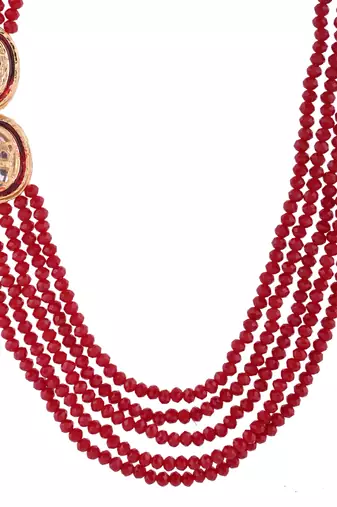 Gold-plated pearls beaded necklace