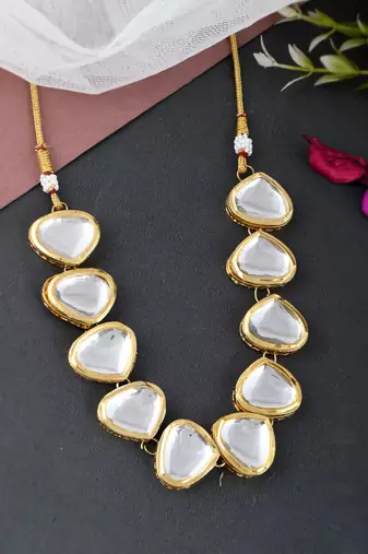Gold-toned & white brass gold-plated choker necklace