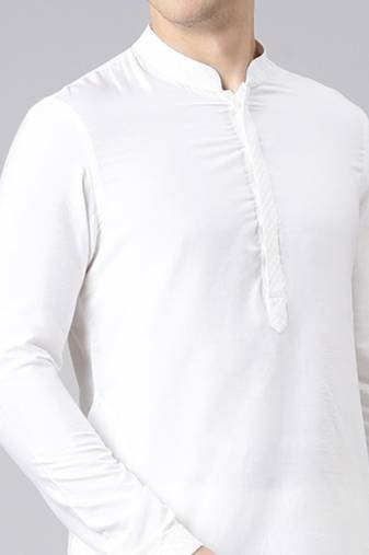 Arjun bijlani in white plain short kurtas