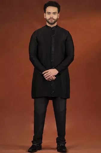 Self textured indo style