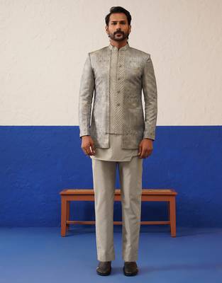 Greyish brown jacquard textured indo and kurta set 1
