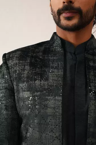 A black and grey self-textured indo set