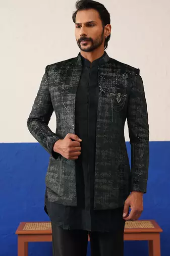 A black and grey self-textured indo set