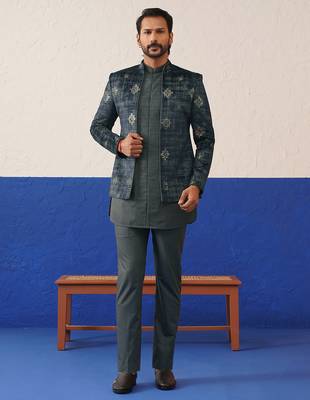 Blue velvet fabric with butta embroidery indo set 1