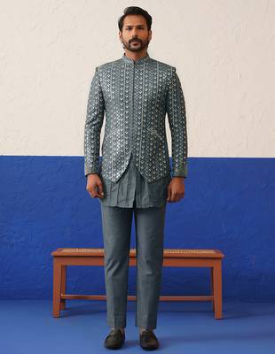 Geometric embroidered short jacket with pleated kurta set 1