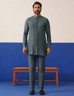Geometric embroidered short jacket with pleated kurta set 5