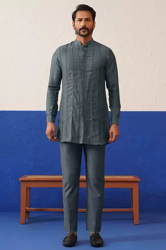Geometric embroidered short jacket with pleated kurta set