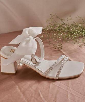 White woven leather heels 3