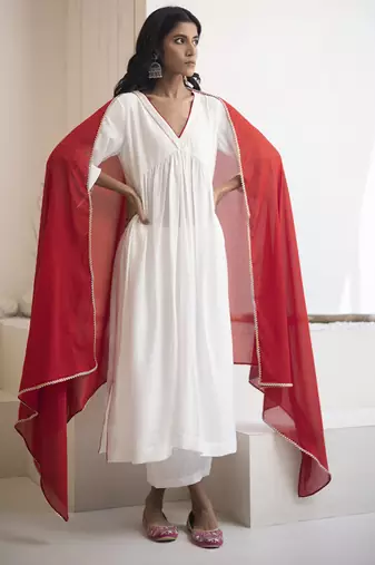 White plain cotton silk kurta set