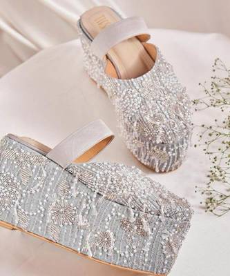 Silver woven leather wedges  3