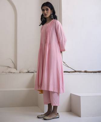 Pink plain cotton silk kurta and pant 4