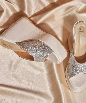 Silver woven leather wedges  2