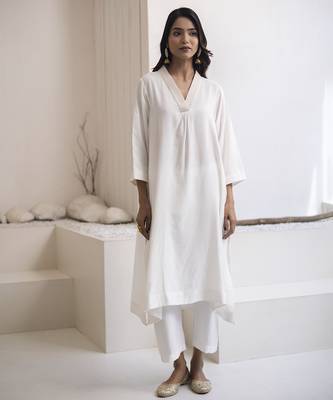 White plain cotton silk kurta and pant 1