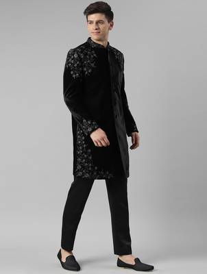 Black velvet embroidery achkan 4