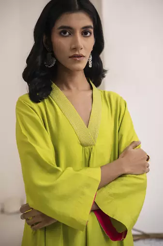 Green plain cotton silk kurta and pant