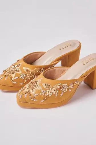 Yellow woven leather heels