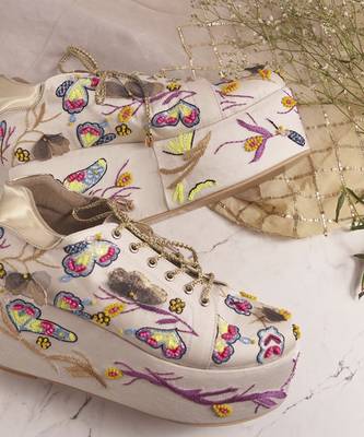 White woven leather Wedges 3
