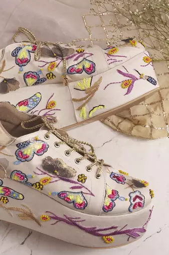 White woven leather Wedges