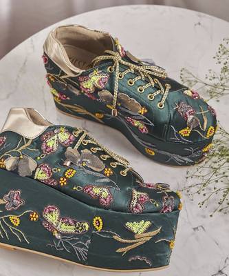 Green woven leather wedges shoes 3