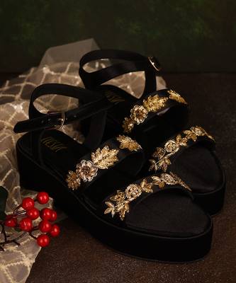 Black woven leather sandals 2