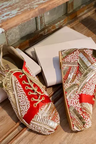 Multicolor woven leather wedges shoes