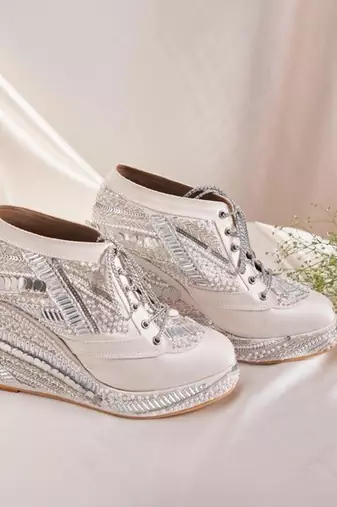 White woven leather wedges shoes