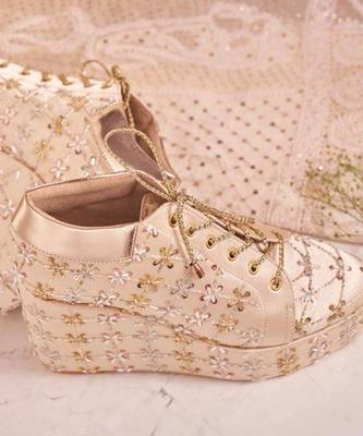 Gold woven leather wedges shoes 3