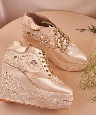 Gold woven leather wedges shoes 2