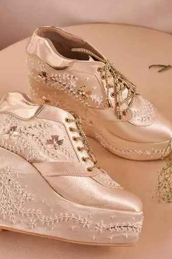 Gold woven leather wedges shoes
