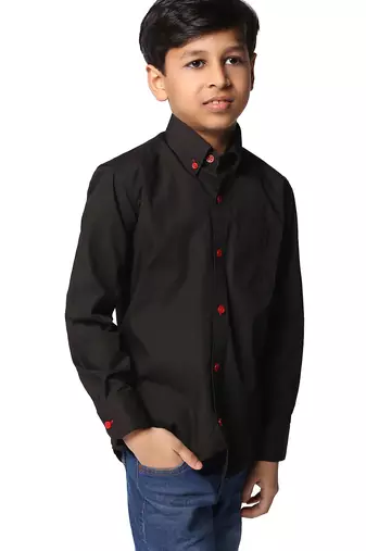 Black solid shirt