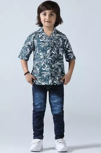 Floral breeze boys collar shirt