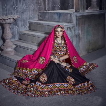 Black and pink Gamthi work Navratri garba Rajwadi indian designer lehenga dress 1