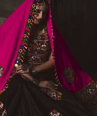 Black and pink Gamthi work Navratri garba Rajwadi indian designer lehenga dress 5