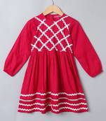 Magenta 2 pcs suit for girls in rayon fabric with lacework